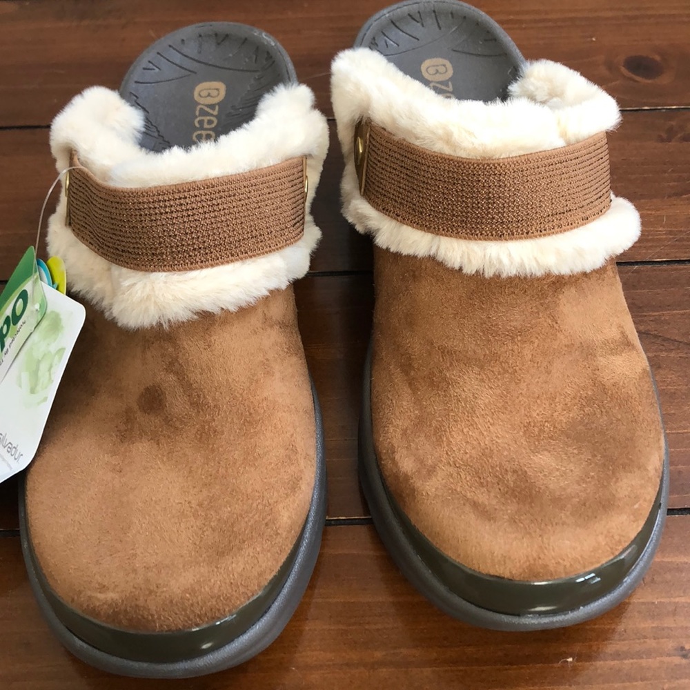 Women’s shoes